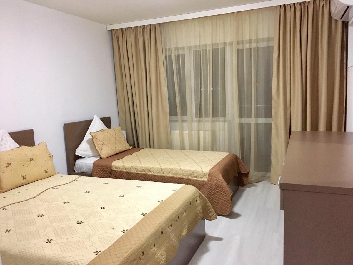 Fast Airport Hotel 3*