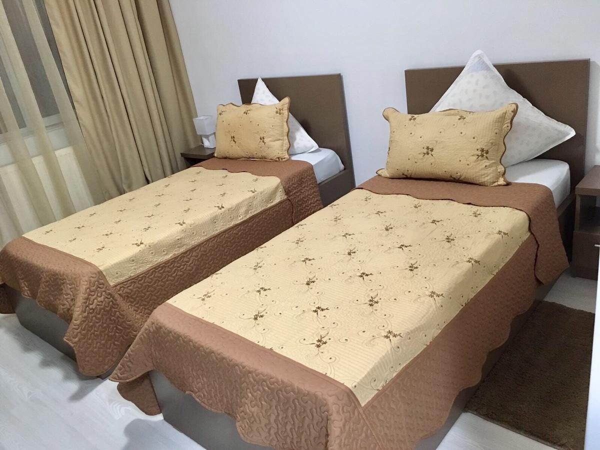 Hotel Fast Airport Otopeni