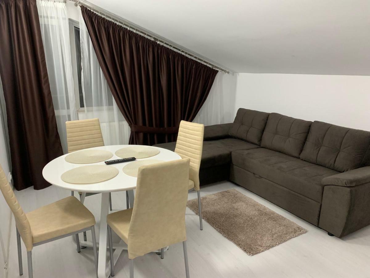 Fast Airport Hotel 3*