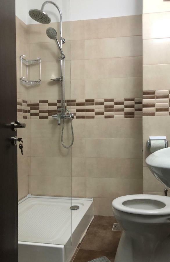 Fast Airport Hotel 3*